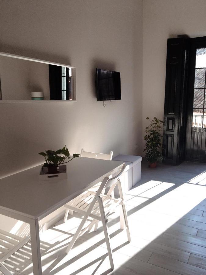 Apartamento Centro Santa Catalina Seville Ngoại thất bức ảnh